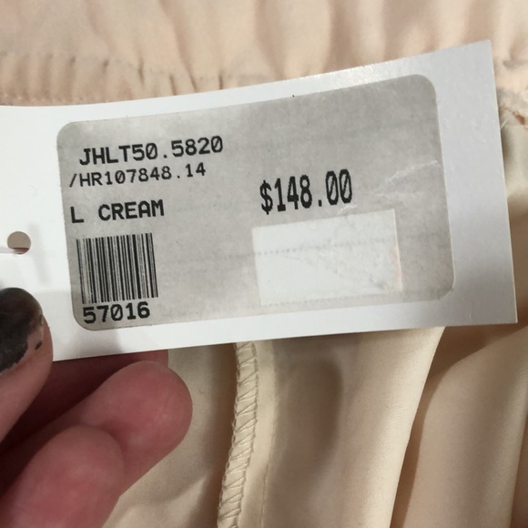 🆕Gorgeous crepe cream jumpsuit❤️New with tags⭐️ - Picture 7 of 10